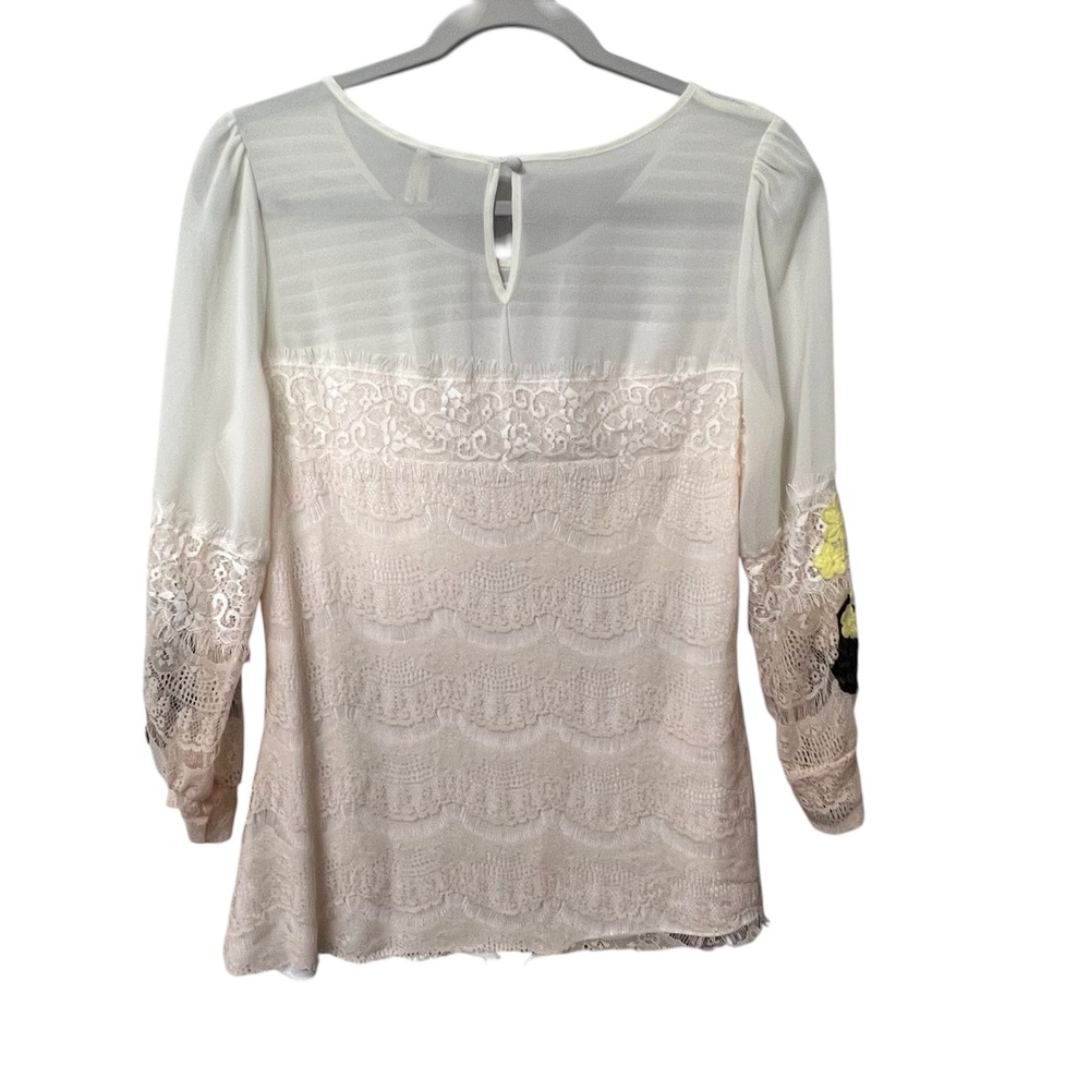 Gimmicks by BKE Lace Sheer Floral Appliqué Top Womens Medium Boho Long‎ Sleeve - Picture 2 of 9